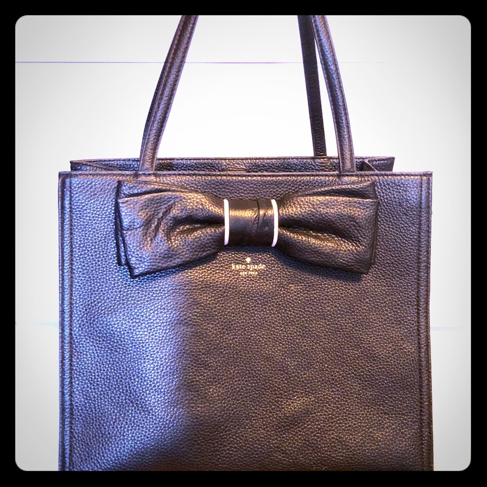 Kate Spade black leather tote EUC